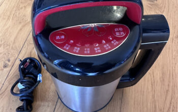 豆浆机 100超市购买原价79