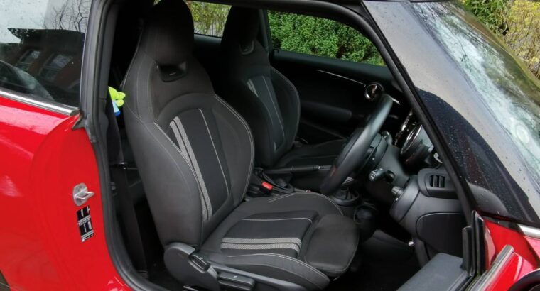 出2019 迷你 S 自动檔