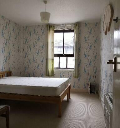 GLASGOW两房一厅全套出租.