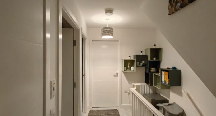 Home Stay 新房家庭式居住